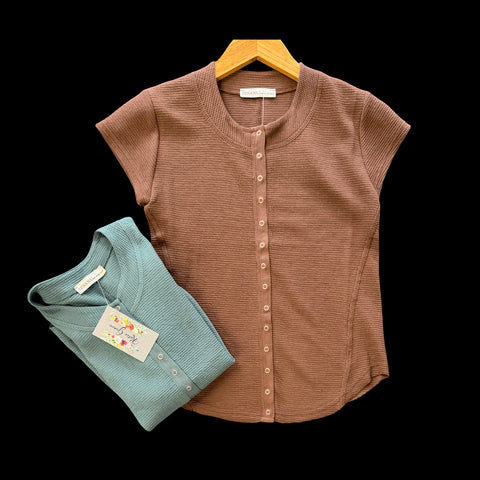 "Polly" Fitted Top, 2 colors - The Katie Grace Boutique