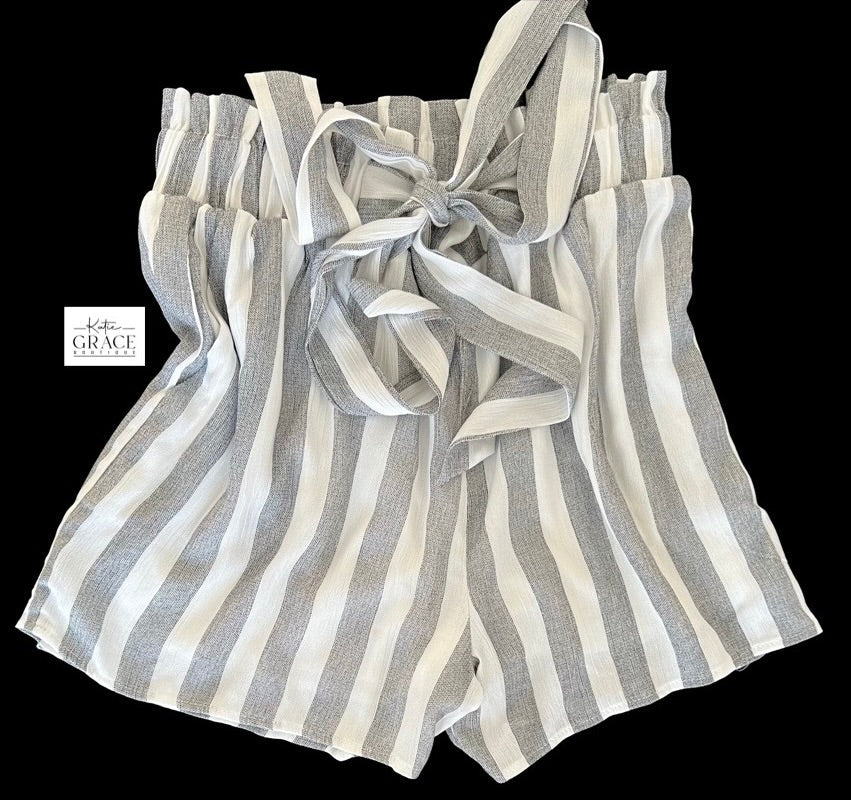 "Gwen" Striped Shorts - The Katie Grace Boutique